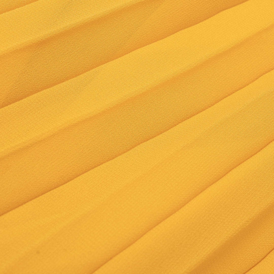 Ljusgul chiffongklänning lös passform med v-ringning kort ärm plisserad kjol knytband midja elegant semesterklänning