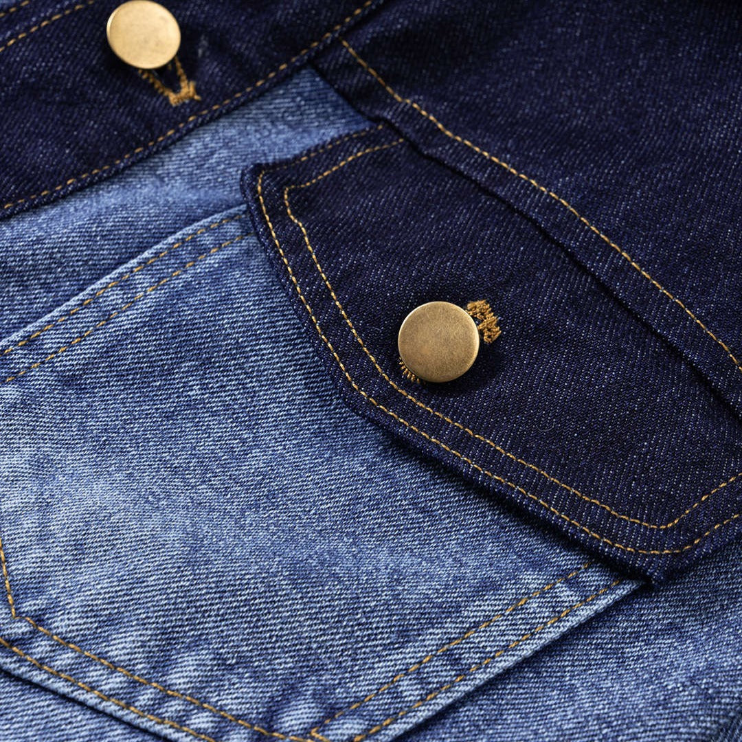 Blä Cowboy cropped denimjacka i två toner med rå fåll