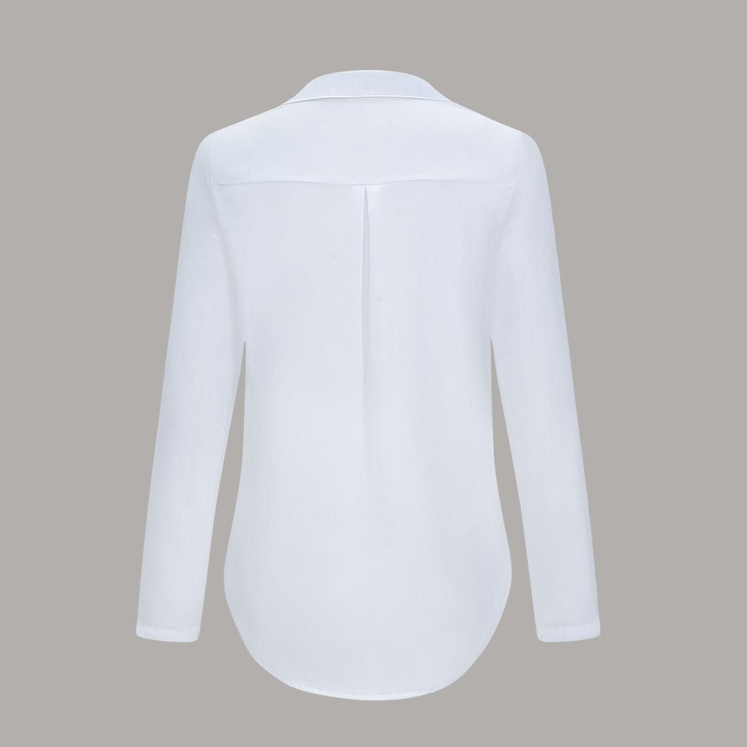 Vit chiffongblus med knytfunktion och lång ärm i figurnära passform