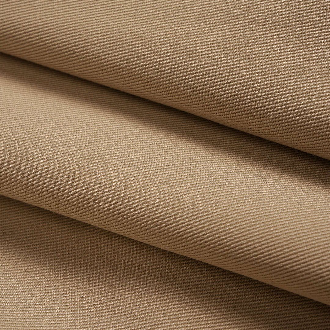 Khaki kavaj med markerad midja och dekorativt bälte i skräddarsydd silhuett