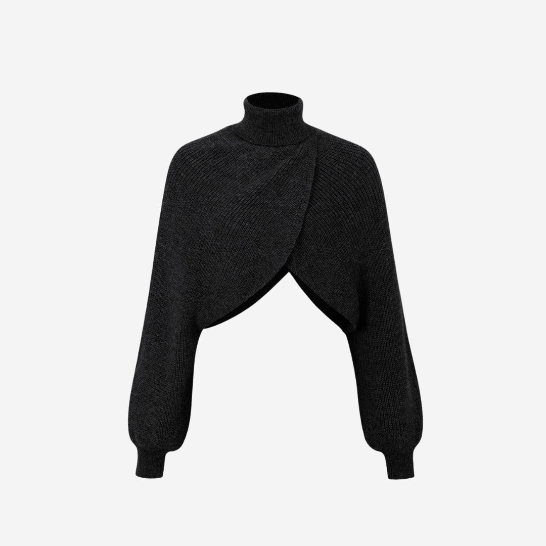 Stickad bolero med omlottdesign, polokrage och lös passform