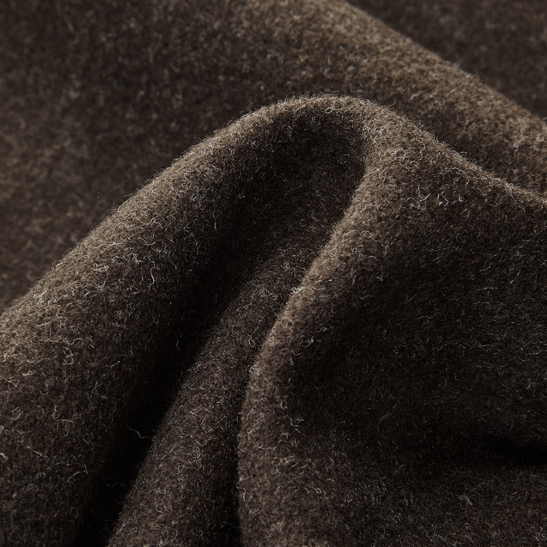 Kort jacka i ullblandning med dragkedja och klassisk krage