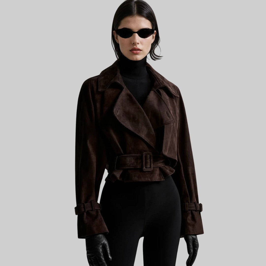 Kort Morkbrün Mockajacka med Krage och Spänndetaljer