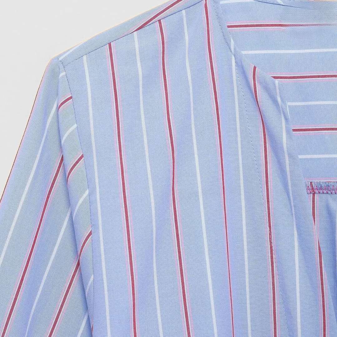 Blus i poplin med knytband och ränder