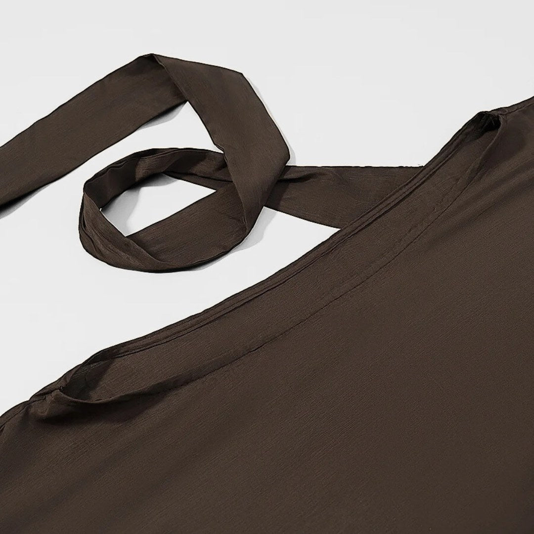 Kaffebrun lös topp med fladdermusärm och nitar i vävt tyg