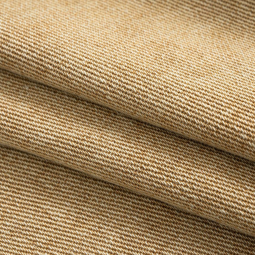 Ljusbrunjeansjacka med spetskrage, broderad detalj och dragsko i fållen för dam