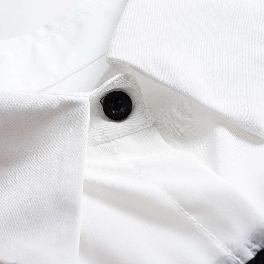 Klassisk skjorttopp i tvåfärgad design med kritstrecksrandigt liv