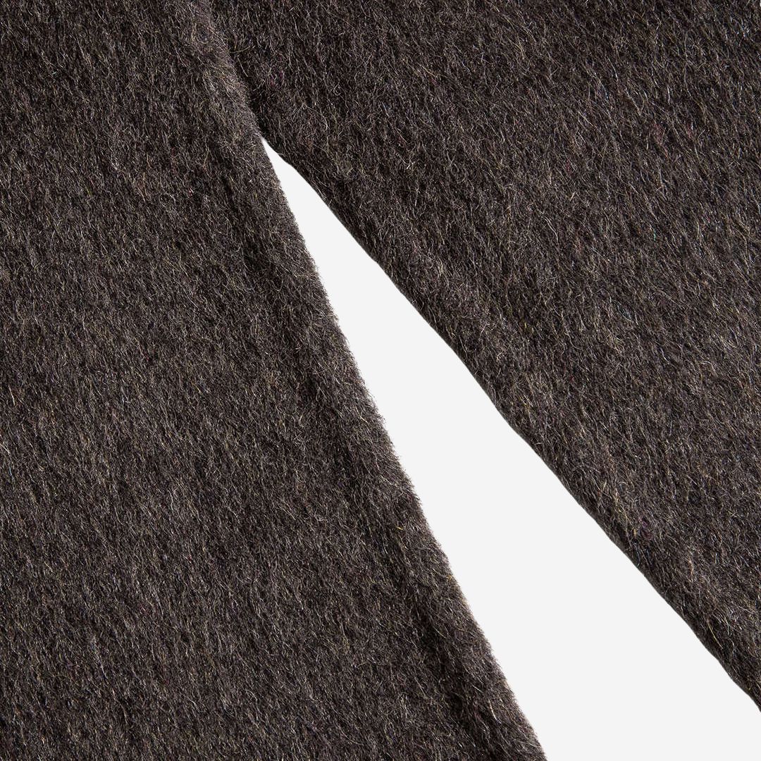 Mörkbrun lång ullkappa med avtagbar halsduk och fuskpälskantade ärmar