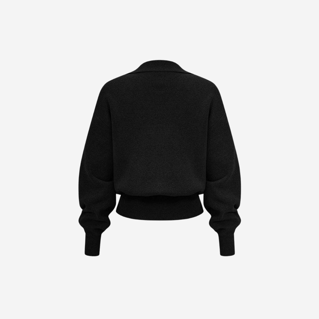 Stickad skjortkofta med bröstfickor och ribbade muddar