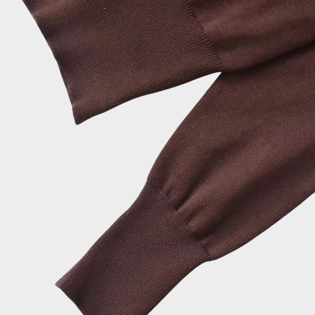 Brun stickad tröja med polokrage ficka och lång ärm