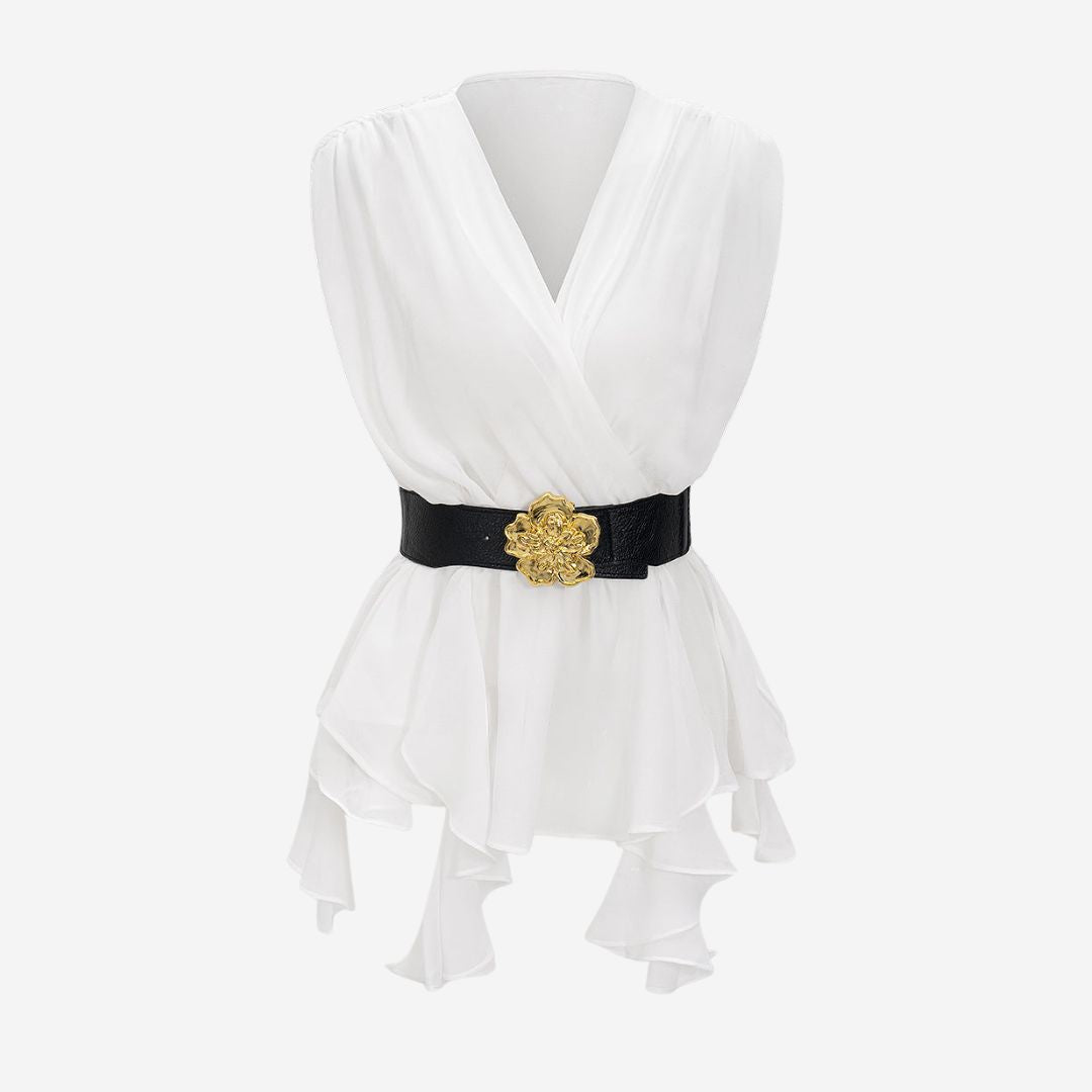 Romantisk transparent tulleblus med volanger och smickrande silhuett