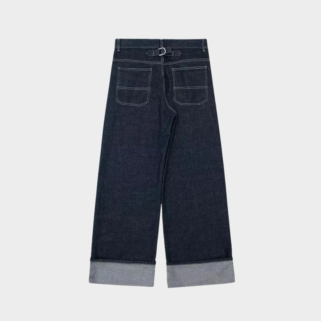 Vida jeans i kraftigt denim med breda uppvik