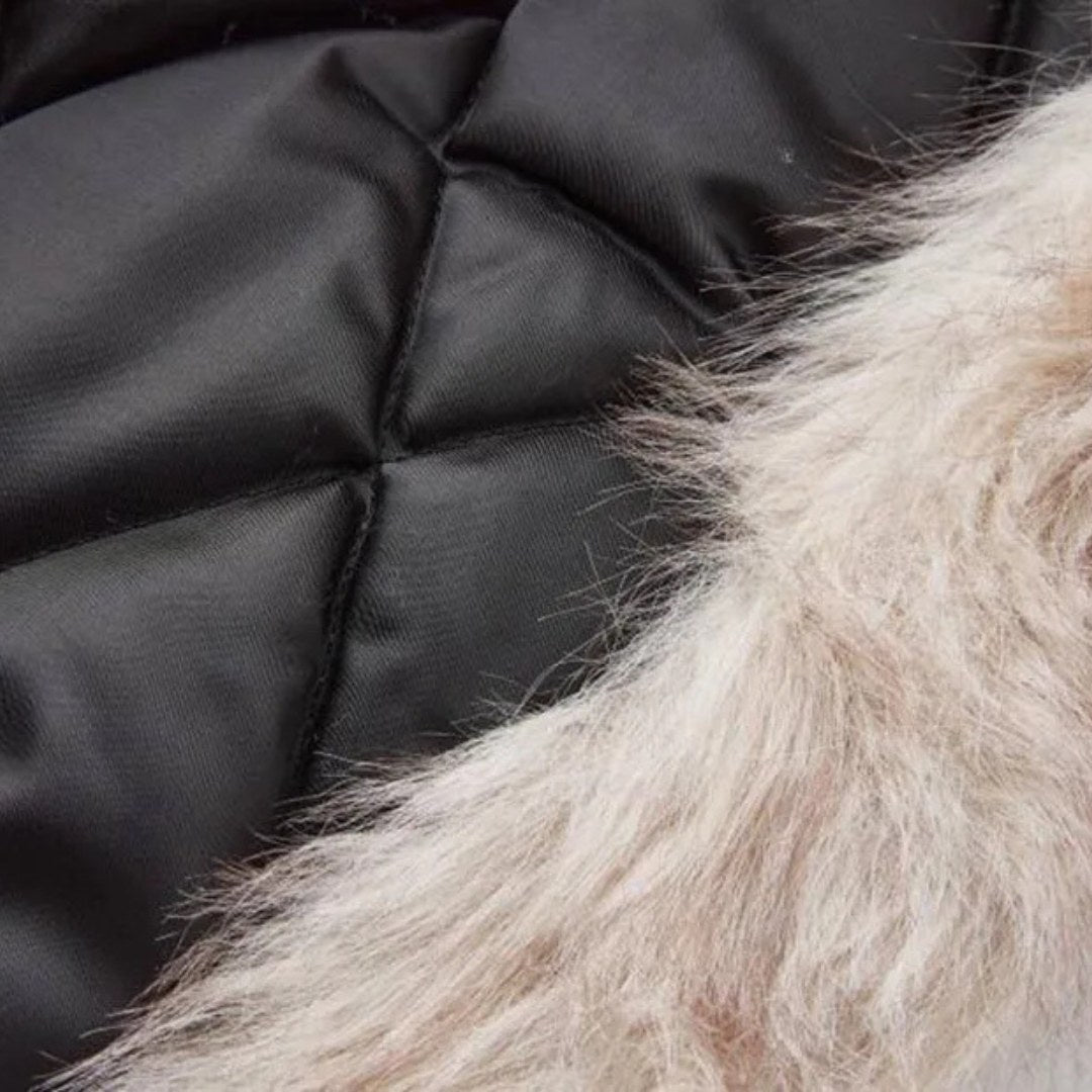 Jacka i bomberstil med huva fuskpälsfoder dragkedja och resårkant