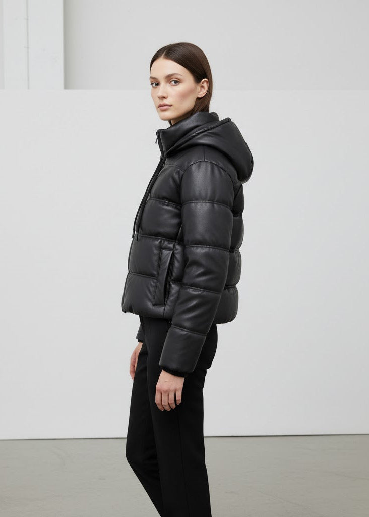 Quiltad vinterpufferjacka med huva hel dragkedja och sidofickor