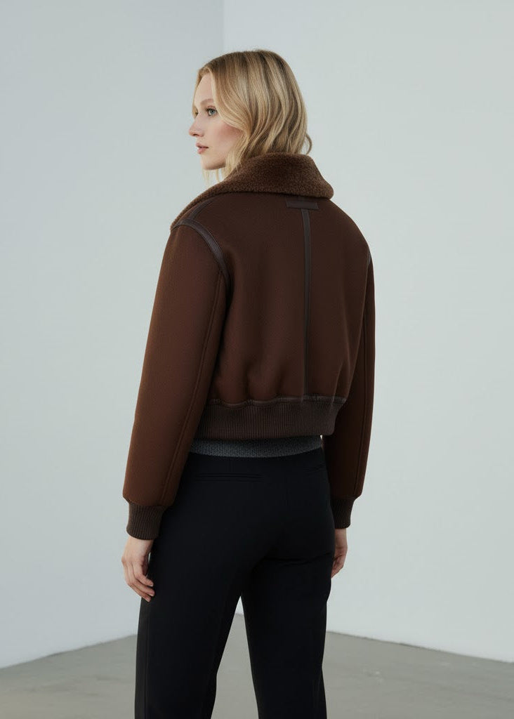 Mörkbrun aviator bomberjacka i fuskpäls med ståkrage